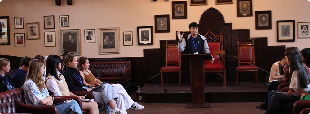 tabara pregatire universitatea cambridge